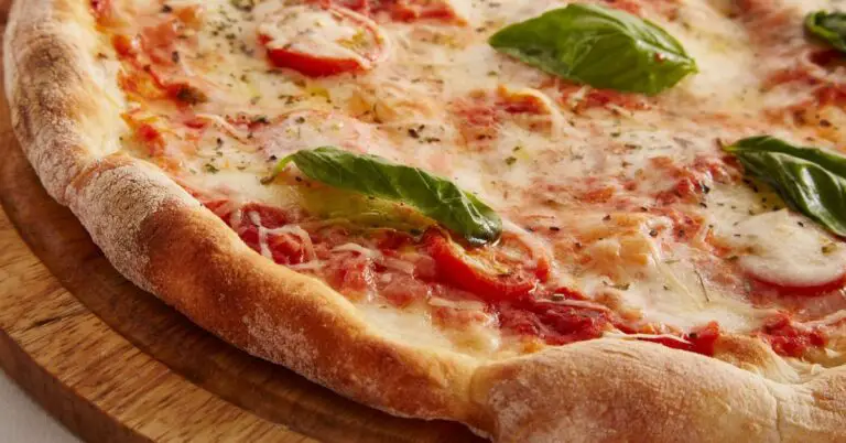 Pizza Etiquette in Italy: Hands or Fork and Knife?