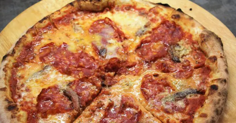 Does Italy have pepperoni pizza? [read here before ordering]