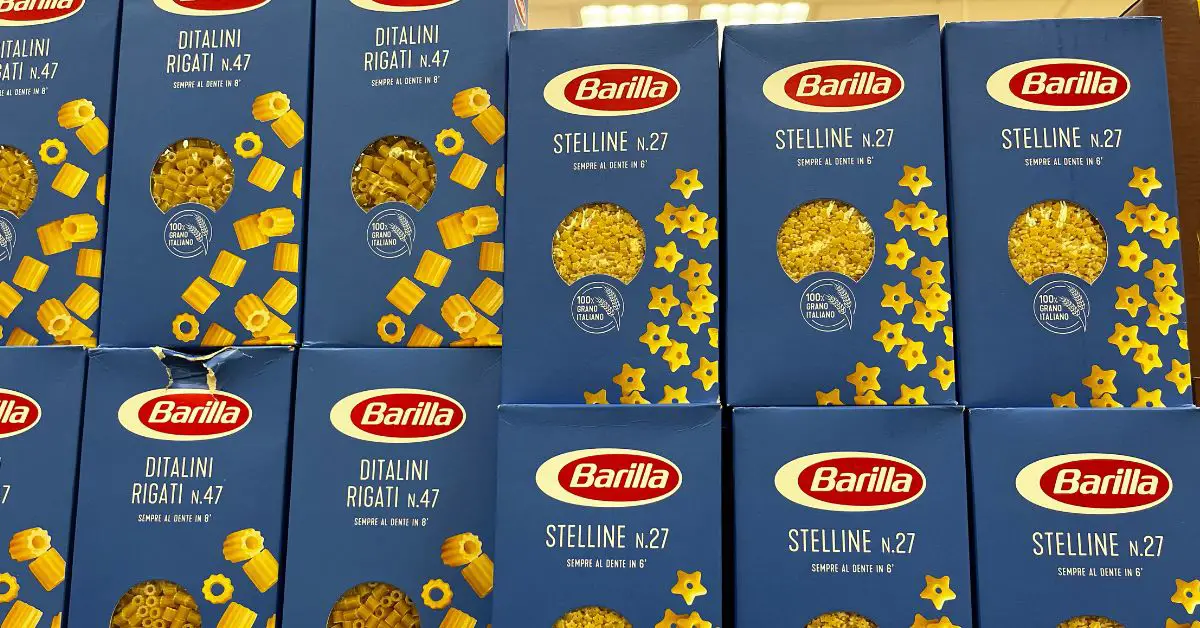 Barilla-dried-pasta-on-the-supermarket-shelf
