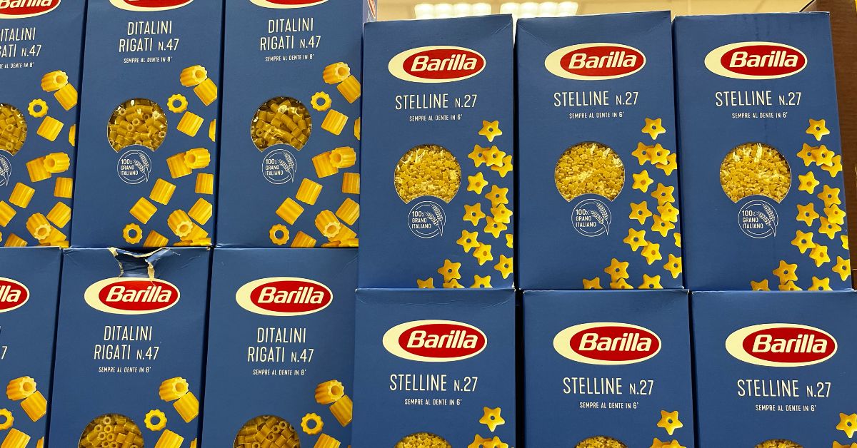 Barilla-dried-pasta-on-the-supermarket-shelf