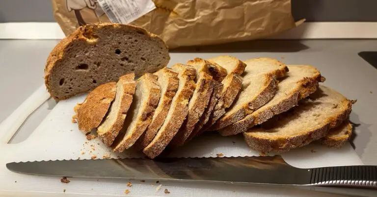 Why do Italians eat so Much Bread? (response/statistics)