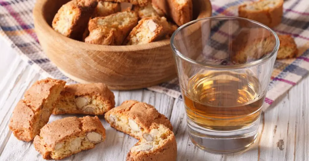 Cantucci biscuit with a glass of Vinsanto, a sweet wine.