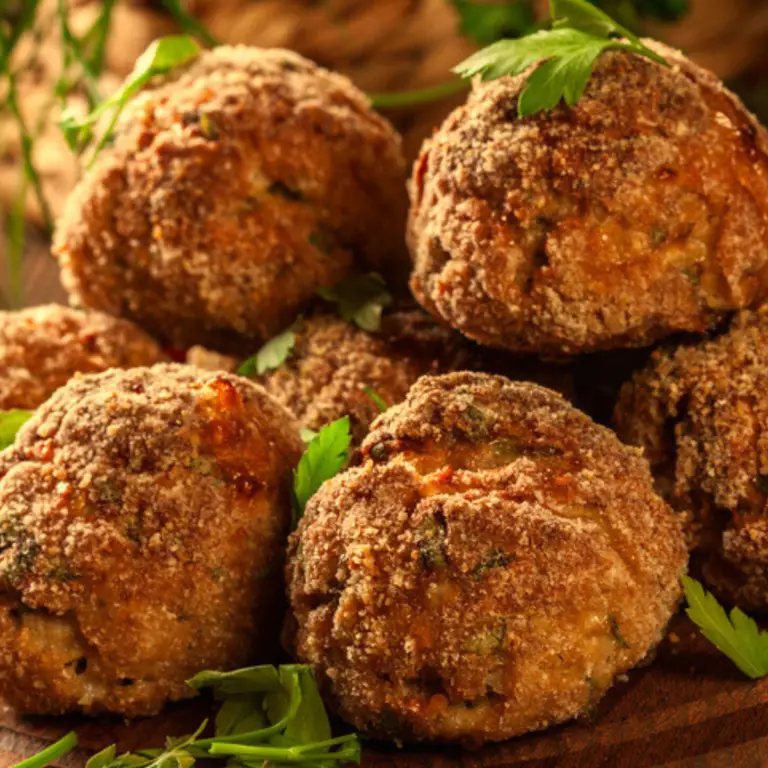 Carnival Meatballs | The Tuscan Specialty for Fat Tuesday