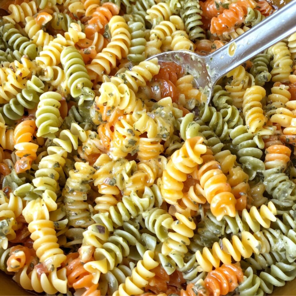 Easy Classic Cold Pasta Salad Recipe for a Crowd: Your Ultimate Party ...
