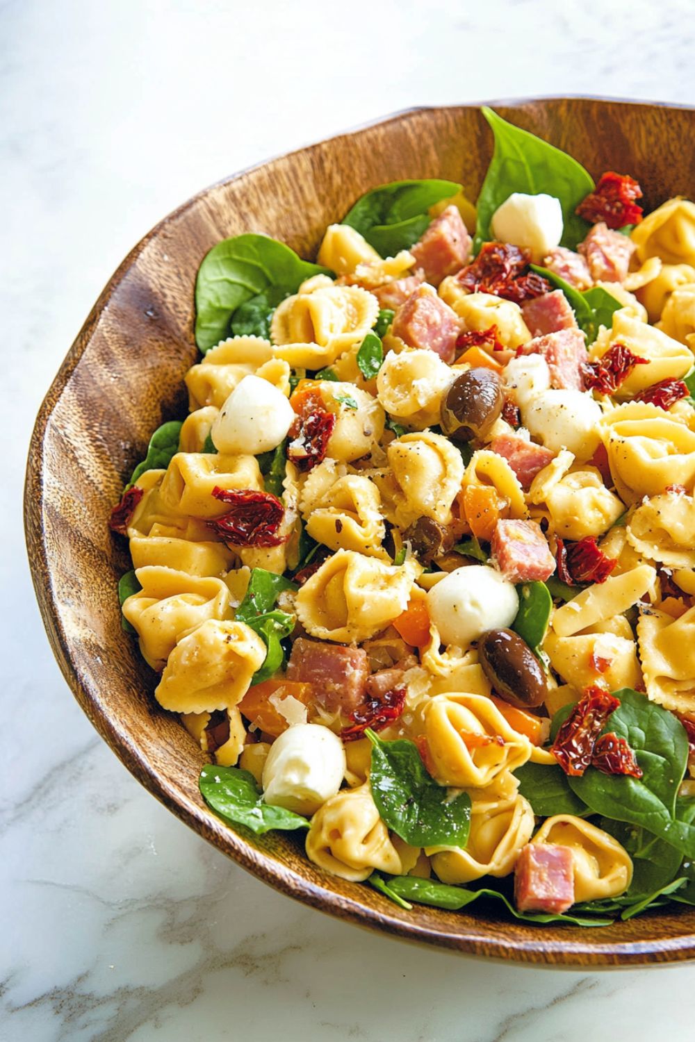 Addictive Tortellini Pasta Salad – A Cold Italian Tortellini Salad with ...
